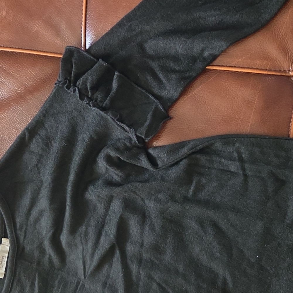 Dalia Black Ruffle Shoulder Sweater Dress Size Small - Picture 11 of 12